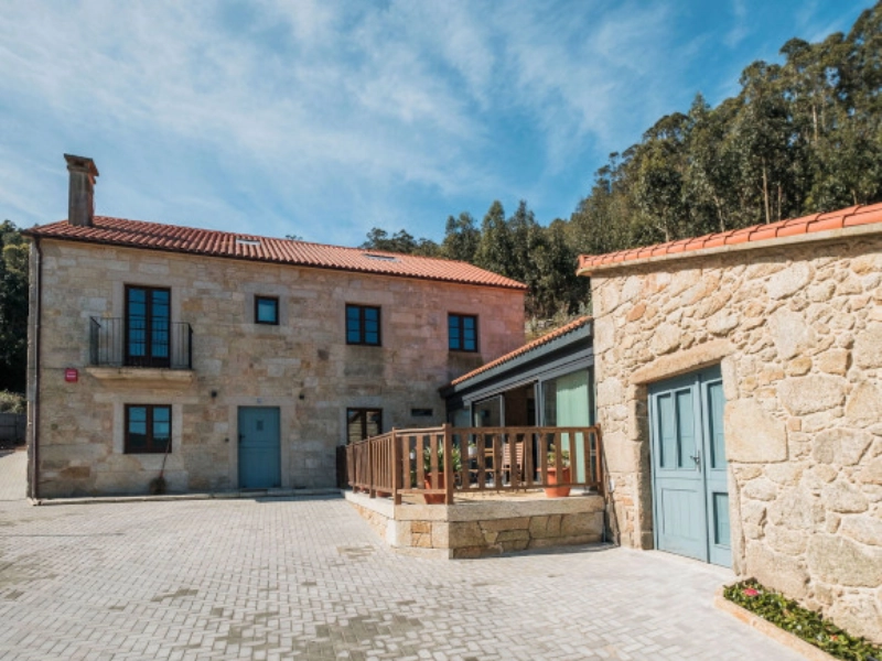 islow coliving voor het yoga retreat in spanje